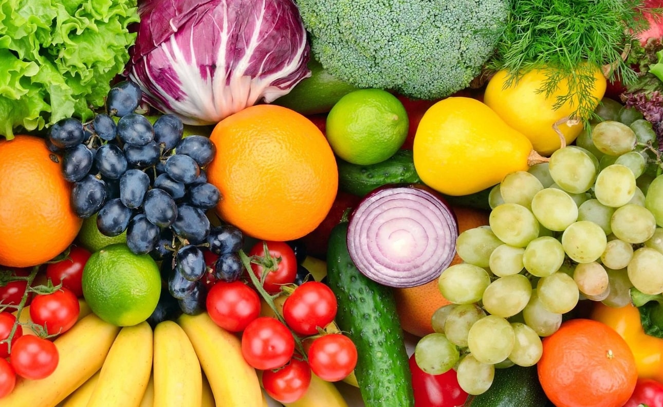 방광염에 좋은 음식 신선한 과일과 채소 관련 다양한 과일과 채소 이미지